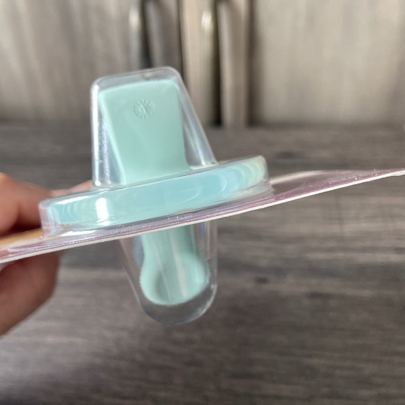 NUK Silicone Soothers NWT 0-12m - Picture 6 of 6